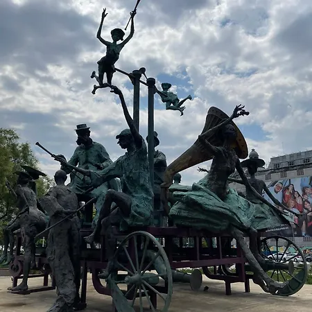 Center-cozy One Bedroom * Bucarest