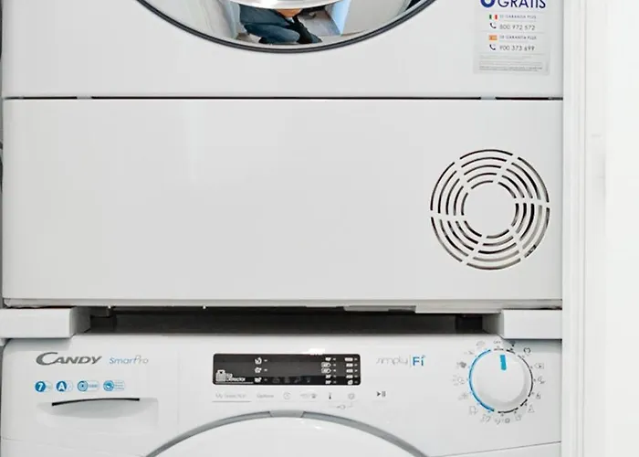 Center-cozy One Bedroom *