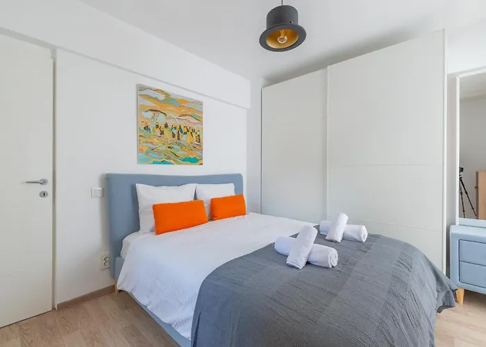 Daire Center-cozy One Bedroom Bükreş