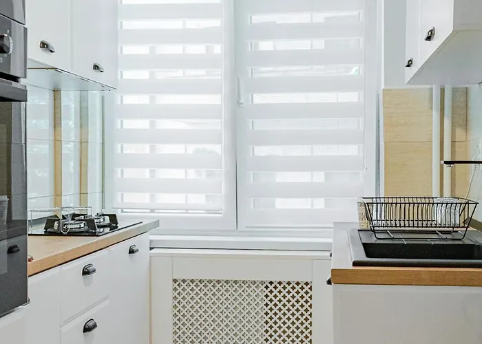 아파트 Center-cozy One Bedroom *